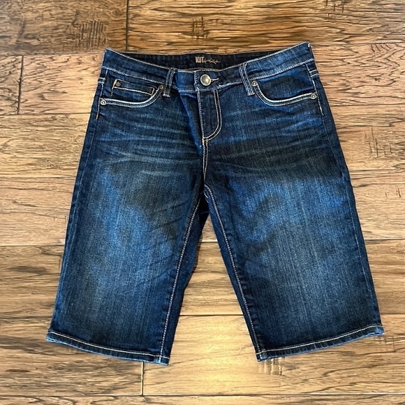 Kut From The Kloth Bermuda Shorts Mid Rise Size 8P - Picture 1 of 16